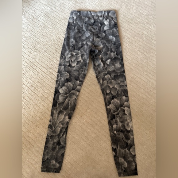 Elation Textured Leggings Athleta - Picture 4 of 5